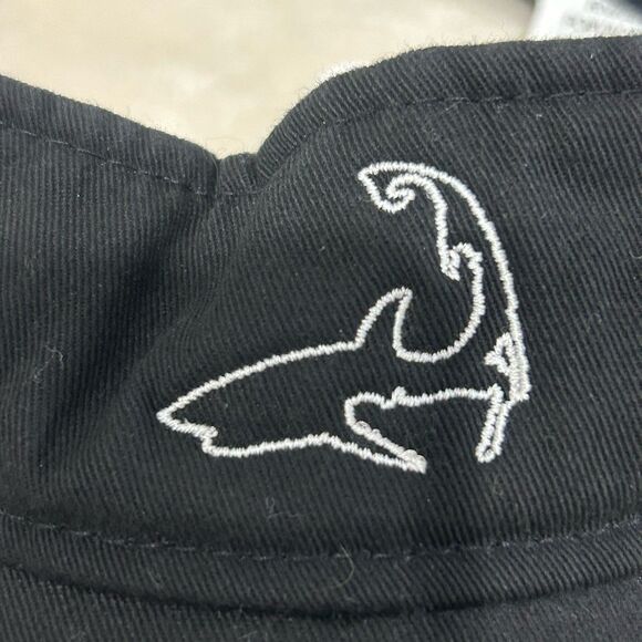 Cape Shark Visor Hat Women's Adjustable Strap Color Black - Picture 2 of 9